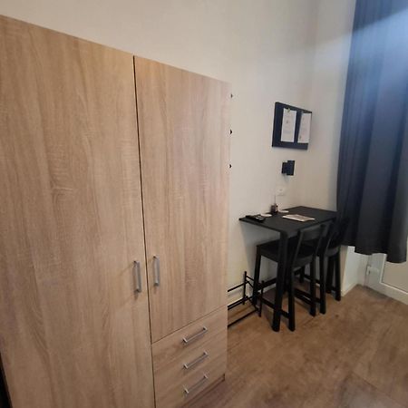 Charming Studio In The City Centre ブダペスト エクステリア 写真