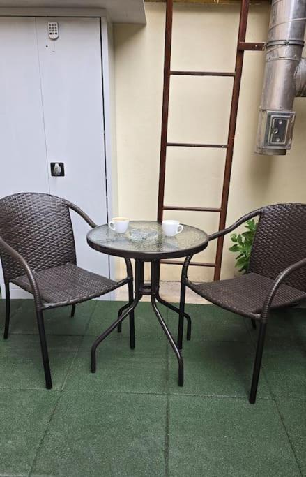 Charming Studio In The City Centre ブダペスト エクステリア 写真