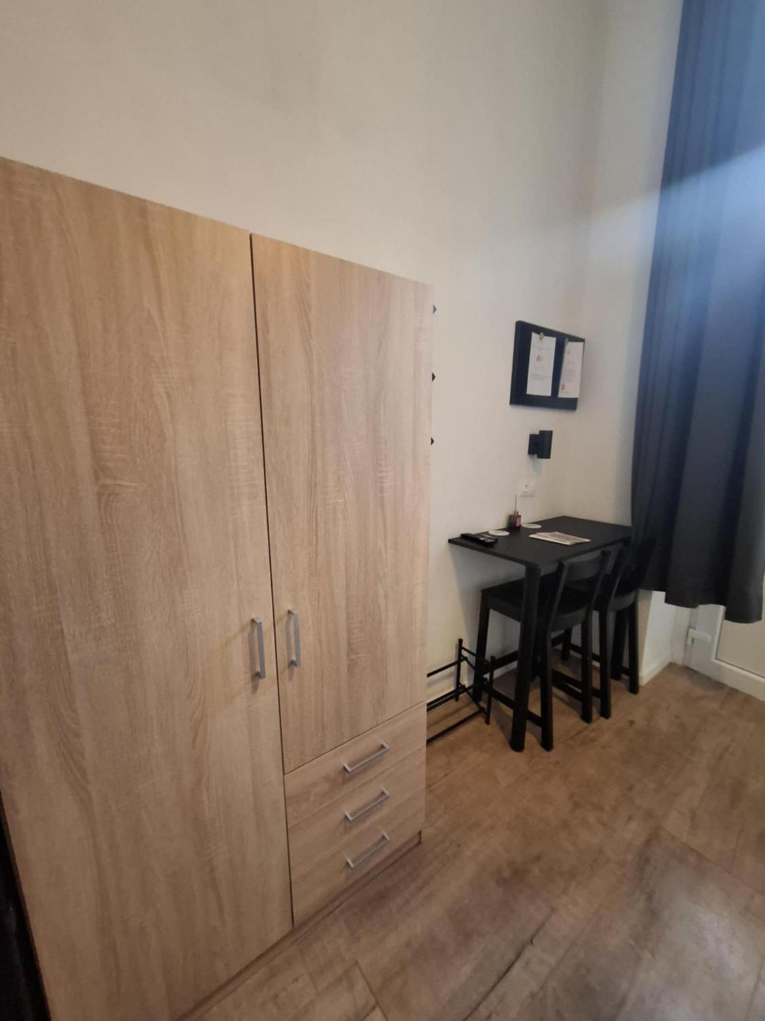 Charming Studio In The City Centre ブダペスト エクステリア 写真
